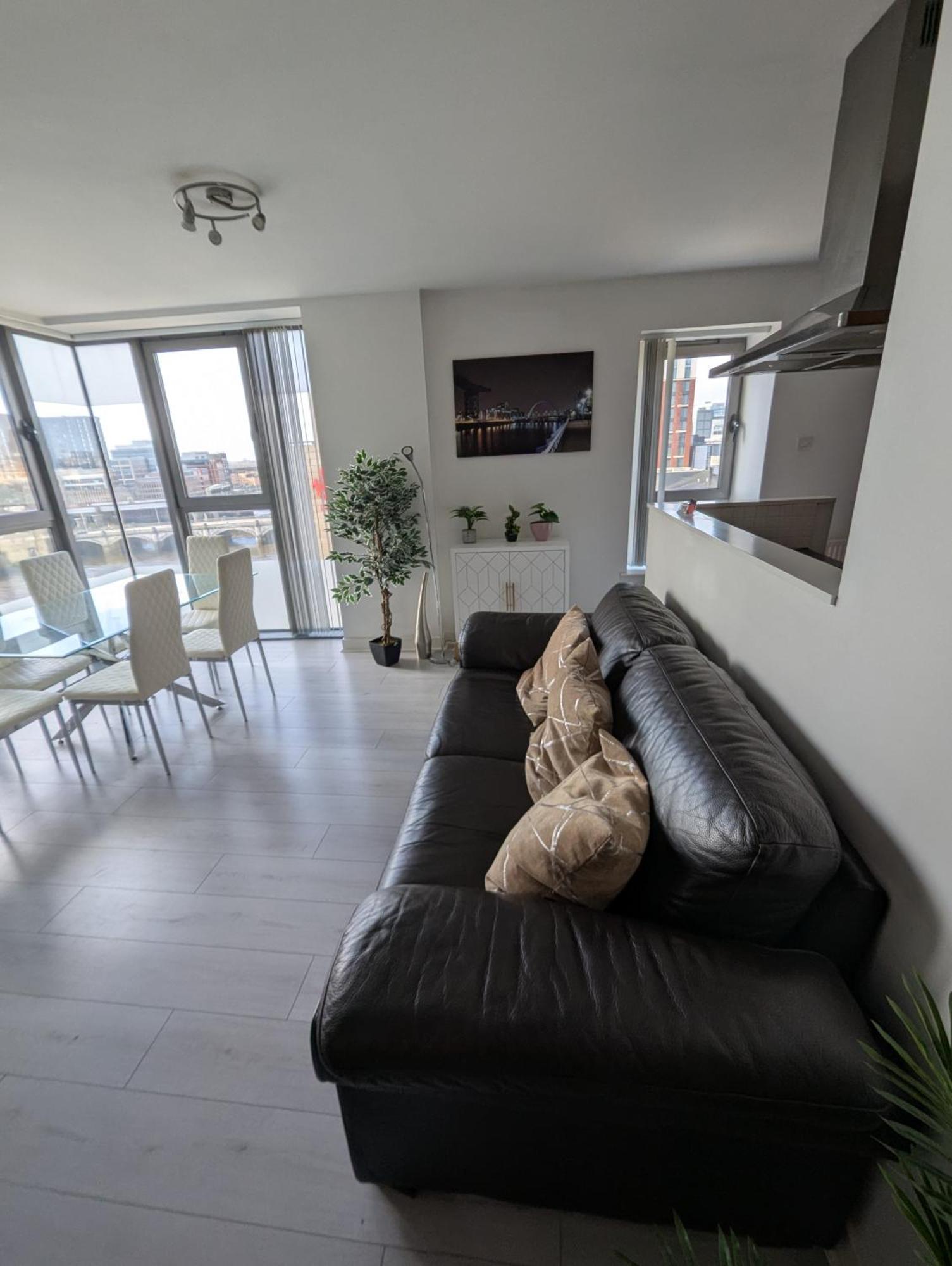 Apartment Centre Waterfront